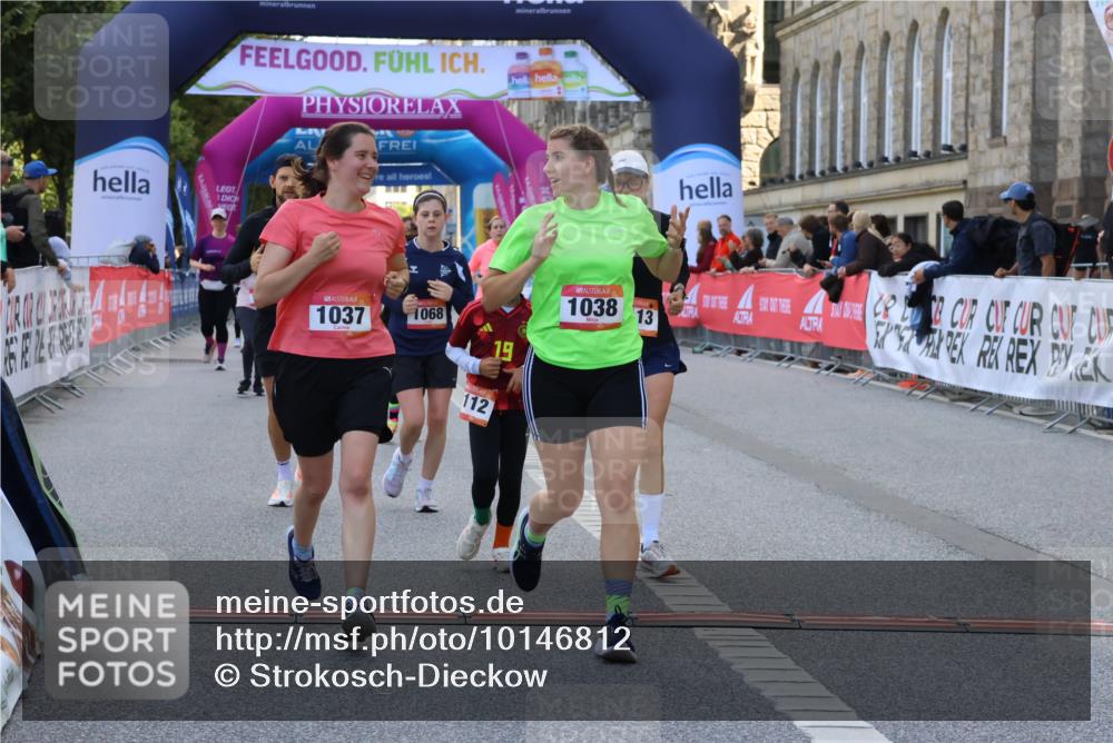 06.09.2026 - CURREX Alsterlauf Strokosch-Dieckow http://msf.ph/oto/10146812 06.09.2026 11:53:50 Ziel 1037, 1038, 1057, 1068, 1069, 1124, 1213 meine-sportfotos.de