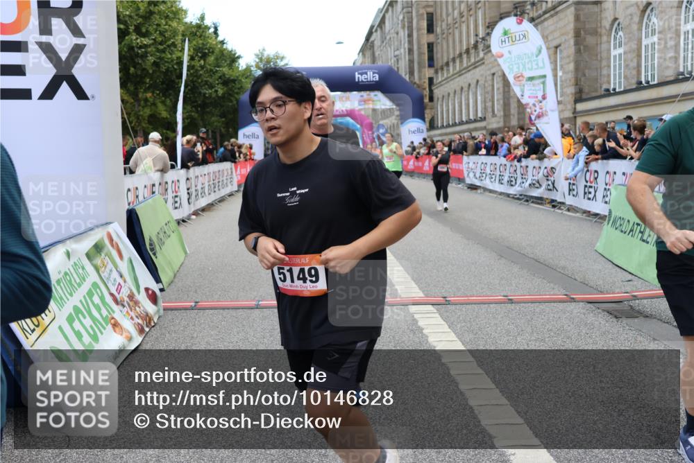 06.09.2026 - CURREX Alsterlauf Strokosch-Dieckow http://msf.ph/oto/10146828 06.09.2026 10:22:10 Ziel 2362, 2422, 2481, 2612, 2613, 3427, 3474, 3707, 4118, 4260, 4261, 4485, 4486, 5149, 5897 meine-sportfotos.de