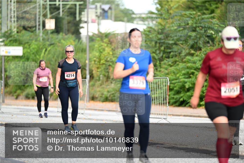 06.09.2026 - CURREX Alsterlauf Dr. Thomas Lammeyer http://msf.ph/oto/10146839 06.09.2026 10:22:58 Laufen 4214, 6270, 3379, 2051 meine-sportfotos.de