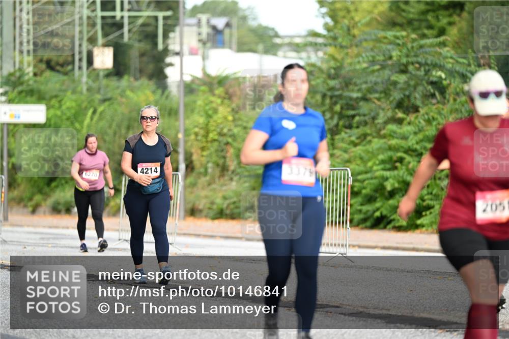 06.09.2026 - CURREX Alsterlauf Dr. Thomas Lammeyer http://msf.ph/oto/10146841 06.09.2026 10:22:58 Laufen 6270, 4214, 2051 meine-sportfotos.de