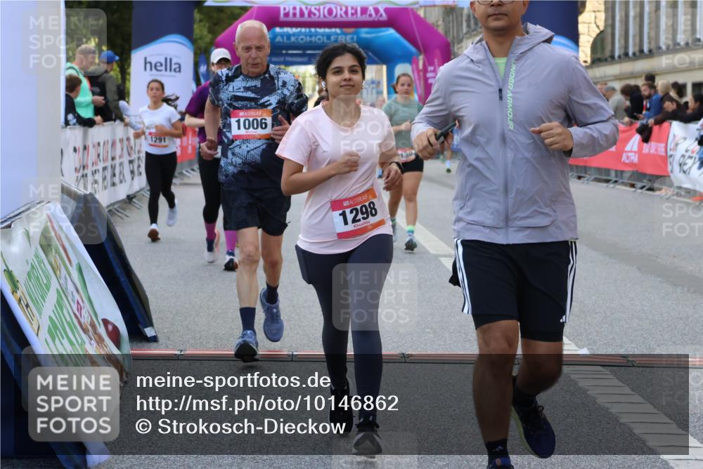 06.09.2026 - CURREX Alsterlauf Strokosch-Dieckow http://msf.ph/oto/10146862 06.09.2026 11:53:57 Ziel 1006, 1018, 1068, 1069, 1124, 1150, 1223, 1291, 1298, 1305, 8139 meine-sportfotos.de