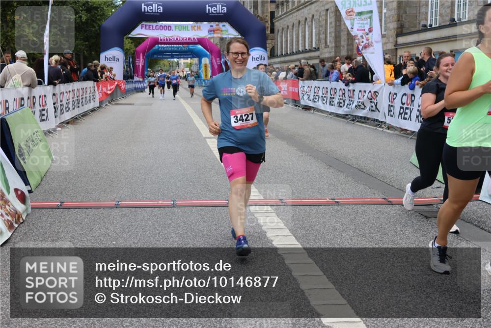 06.09.2026 - CURREX Alsterlauf Strokosch-Dieckow http://msf.ph/oto/10146877 06.09.2026 10:22:14 Ziel 2362, 2481, 2612, 2613, 3427, 3707, 4118, 4260, 4261, 4485, 4486, 5149, 5897, 6310 meine-sportfotos.de