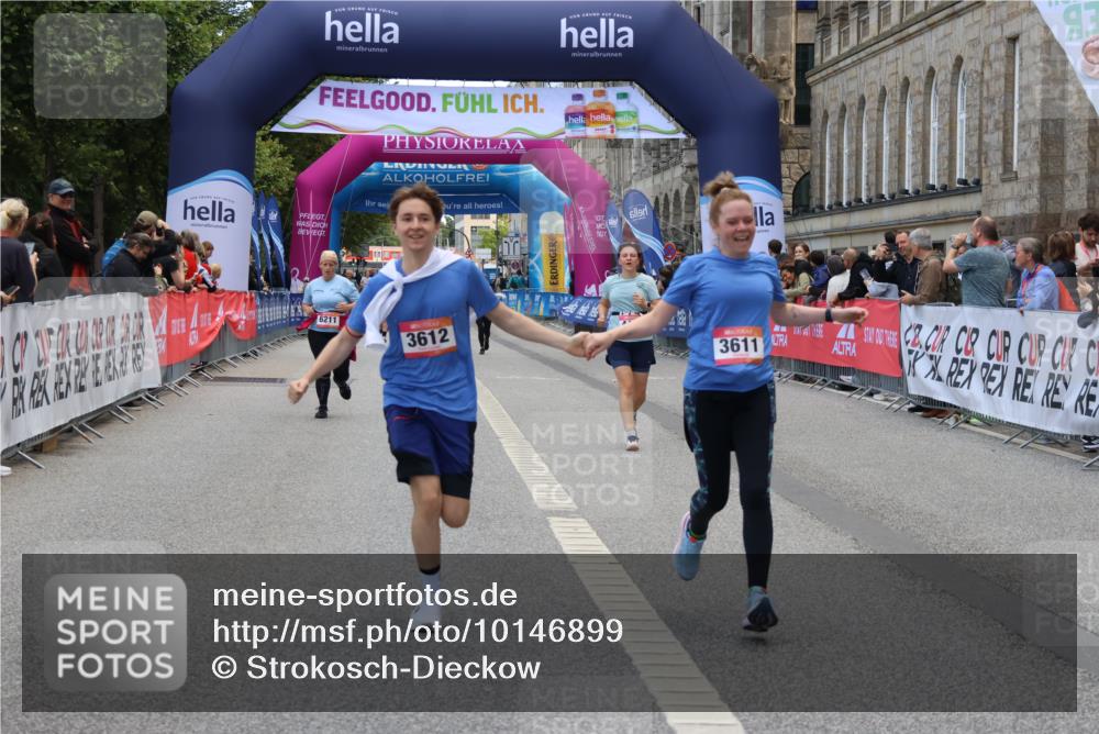 06.09.2026 - CURREX Alsterlauf Strokosch-Dieckow http://msf.ph/oto/10146899 06.09.2026 10:22:22 Ziel 3611, 3612, 4464, 6310 meine-sportfotos.de
