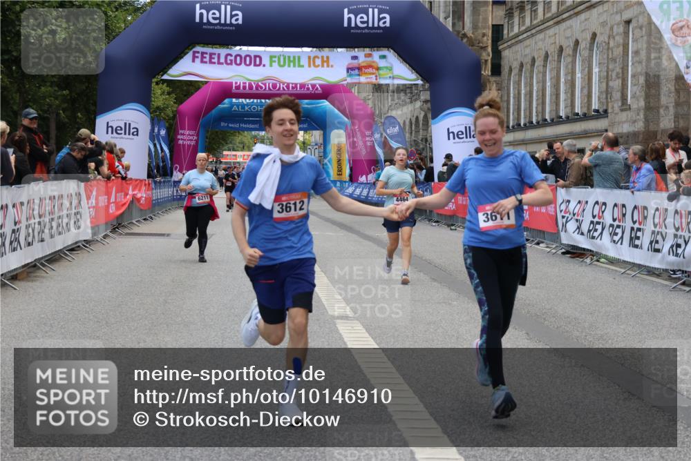 06.09.2026 - CURREX Alsterlauf Strokosch-Dieckow http://msf.ph/oto/10146910 06.09.2026 10:22:23 Ziel 3611, 3612, 4464, 6211, 6310 meine-sportfotos.de