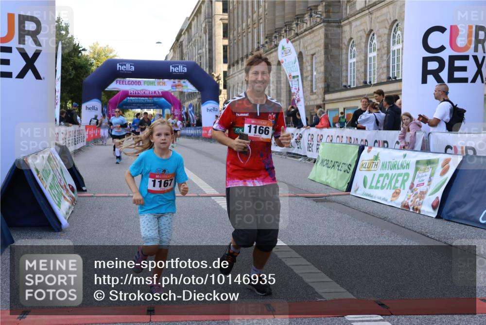 06.09.2026 - CURREX Alsterlauf Strokosch-Dieckow http://msf.ph/oto/10146935 06.09.2026 11:54:22 Ziel 1078, 1086, 1104, 1151, 1166, 1167, 1192, 1322, 1323, 1332, 1339, 8018 meine-sportfotos.de