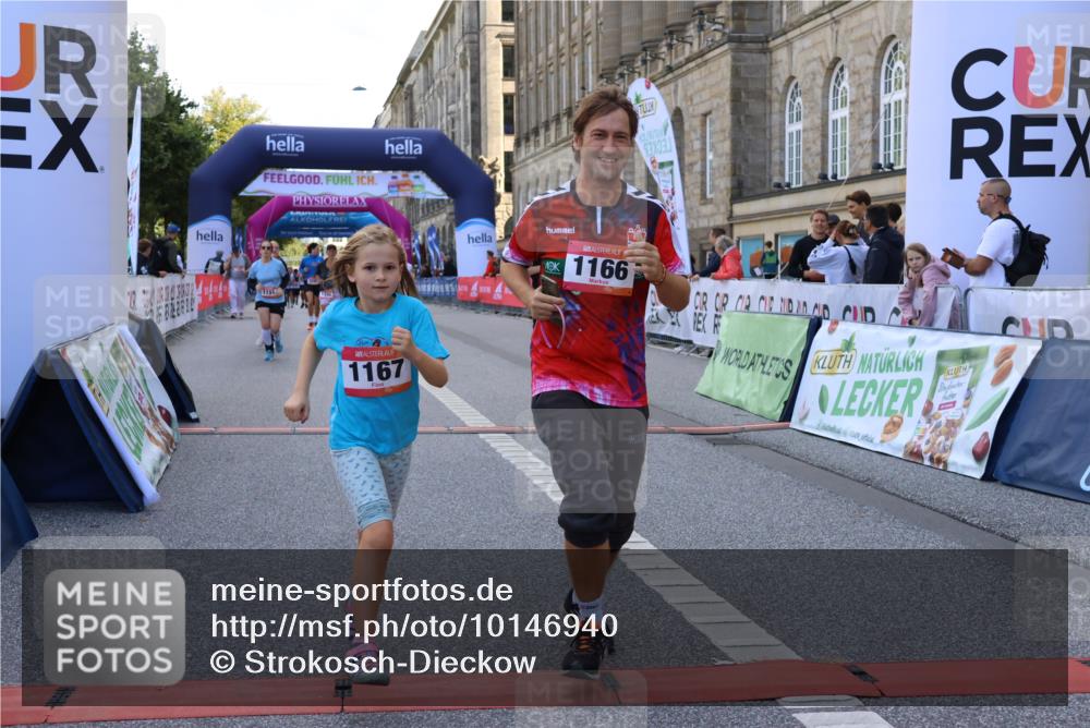 06.09.2026 - CURREX Alsterlauf Strokosch-Dieckow http://msf.ph/oto/10146940 06.09.2026 11:54:22 Ziel 1078, 1086, 1104, 1151, 1166, 1167, 1192, 1322, 1323, 1332, 1339, 8018 meine-sportfotos.de