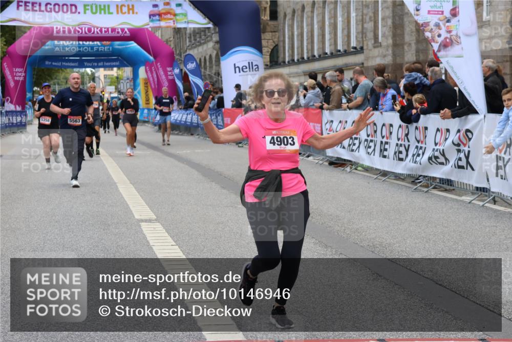 06.09.2026 - CURREX Alsterlauf Strokosch-Dieckow http://msf.ph/oto/10146946 06.09.2026 10:22:37 Ziel 4903, 5563 meine-sportfotos.de