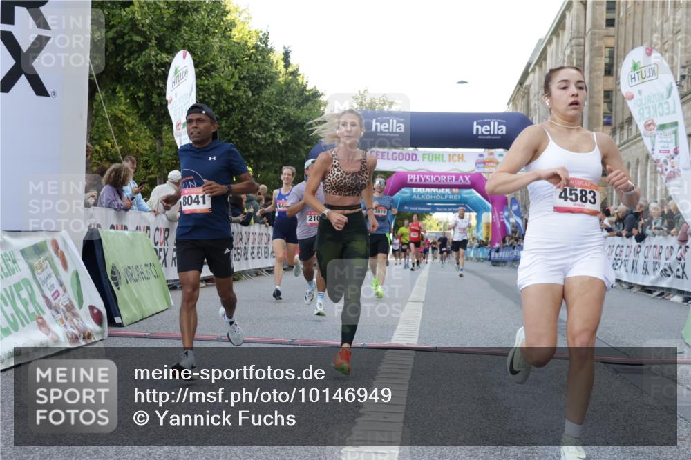 06.09.2026 - CURREX Alsterlauf Yannick Fuchs http://msf.ph/oto/10146949 06.09.2026 09:48:15 Ziel 2104, 2134, 2275, 3632, 3878, 4405, 4472, 4583, 5315, 5804, 6414, 8041 meine-sportfotos.de