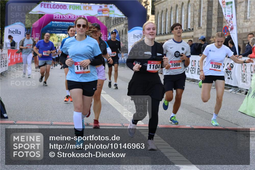 06.09.2026 - CURREX Alsterlauf Strokosch-Dieckow http://msf.ph/oto/10146963 06.09.2026 11:54:27 Ziel 1078, 1086, 1104, 1151, 1191, 1332, 1339, 8185, 8239, 8240 meine-sportfotos.de