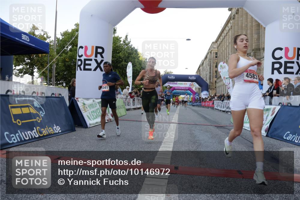 06.09.2026 - CURREX Alsterlauf Yannick Fuchs http://msf.ph/oto/10146972 06.09.2026 09:48:16 Ziel 2104, 2134, 2275, 2746, 3632, 3878, 4254, 4405, 4472, 4583, 5153, 5315, 5804, 6414, 8041 meine-sportfotos.de