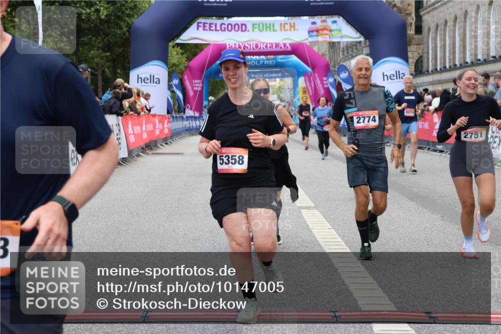 06.09.2026 - CURREX Alsterlauf Strokosch-Dieckow http://msf.ph/oto/10147005 06.09.2026 10:22:44 Ziel 2751, 2774, 3372, 4903, 5289, 5358, 5563, 6489, 8074, 8119 meine-sportfotos.de