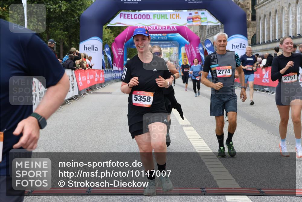 06.09.2026 - CURREX Alsterlauf Strokosch-Dieckow http://msf.ph/oto/10147007 06.09.2026 10:22:44 Ziel 2751, 2774, 3372, 4903, 5289, 5358, 5563, 6489, 8074, 8119 meine-sportfotos.de