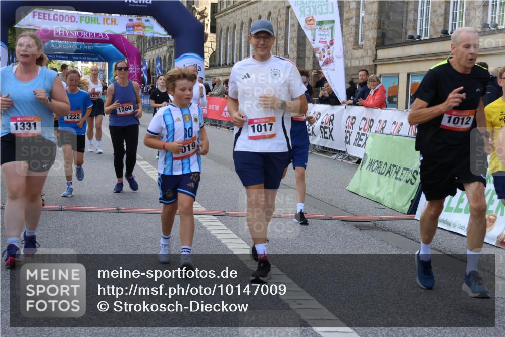 06.09.2026 - CURREX Alsterlauf Strokosch-Dieckow http://msf.ph/oto/10147009 06.09.2026 11:54:43 Ziel 1012, 1017, 1019, 1031, 1060, 1101, 1145, 1168, 1185, 1222, 1231, 1251, 1260, 1270, 1272, 1280, 1289, 1290, 1325, 1331 meine-sportfotos.de