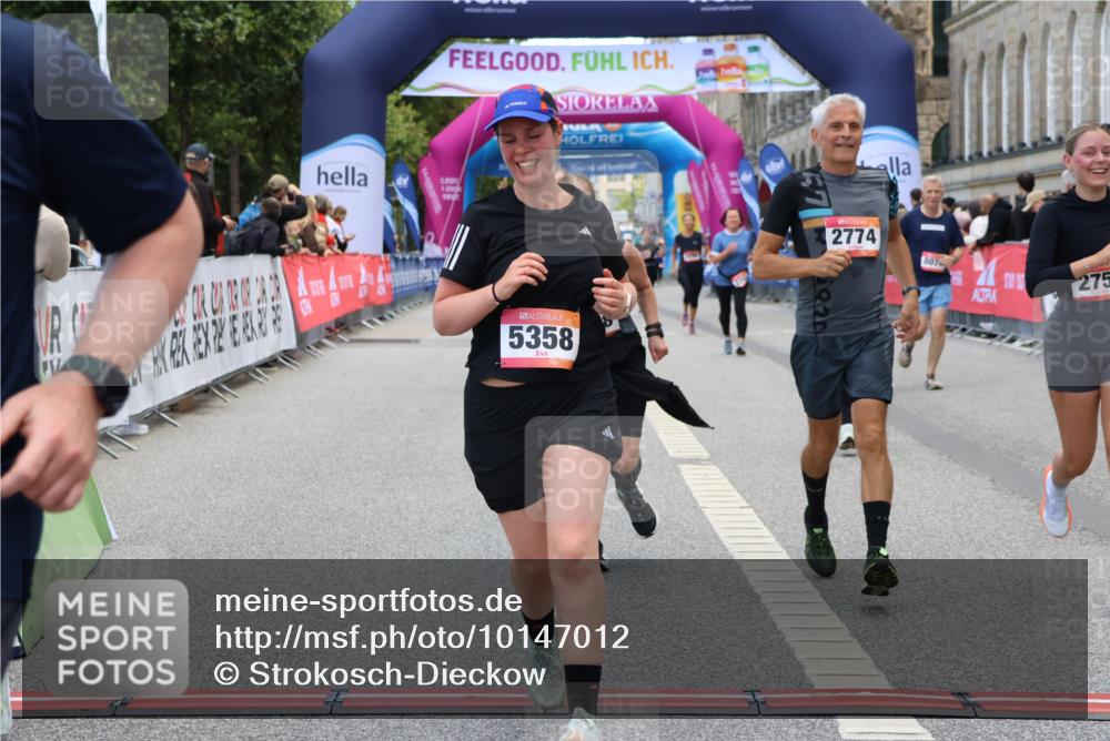 06.09.2026 - CURREX Alsterlauf Strokosch-Dieckow http://msf.ph/oto/10147012 06.09.2026 10:22:44 Ziel 2751, 2774, 3372, 4903, 5289, 5358, 5563, 6489, 8074, 8119 meine-sportfotos.de