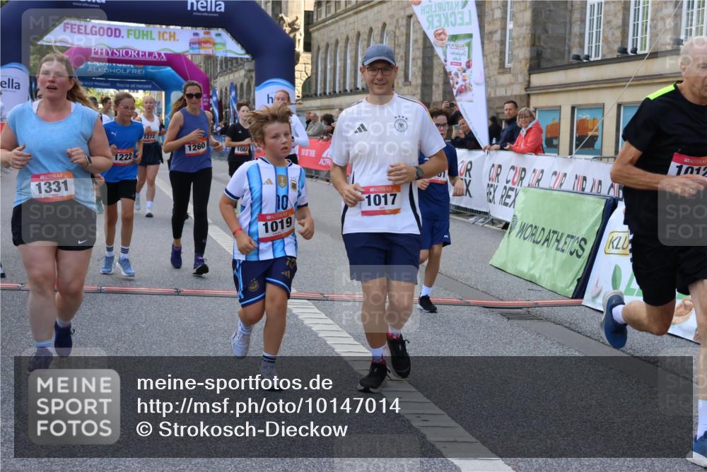 06.09.2026 - CURREX Alsterlauf Strokosch-Dieckow http://msf.ph/oto/10147014 06.09.2026 11:54:43 Ziel 1012, 1017, 1019, 1031, 1060, 1101, 1145, 1168, 1185, 1222, 1231, 1251, 1260, 1270, 1272, 1280, 1289, 1290, 1325, 1331 meine-sportfotos.de