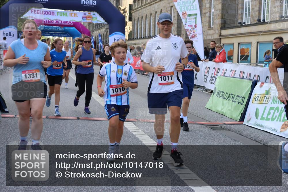 06.09.2026 - CURREX Alsterlauf Strokosch-Dieckow http://msf.ph/oto/10147018 06.09.2026 11:54:43 Ziel 1012, 1017, 1019, 1031, 1060, 1101, 1145, 1168, 1185, 1222, 1231, 1251, 1260, 1270, 1272, 1280, 1289, 1290, 1325, 1331 meine-sportfotos.de