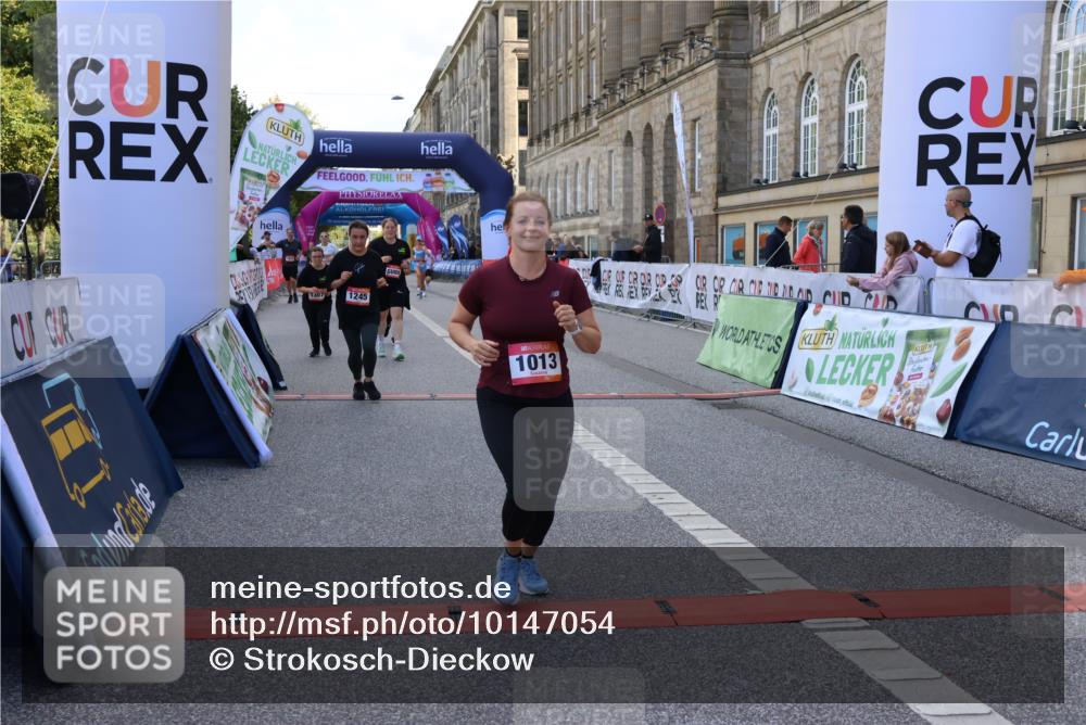06.09.2026 - CURREX Alsterlauf Strokosch-Dieckow http://msf.ph/oto/10147054 06.09.2026 11:55:04 Ziel 1013, 1147, 1170, 1177, 1196, 1238, 1245, 1307 meine-sportfotos.de