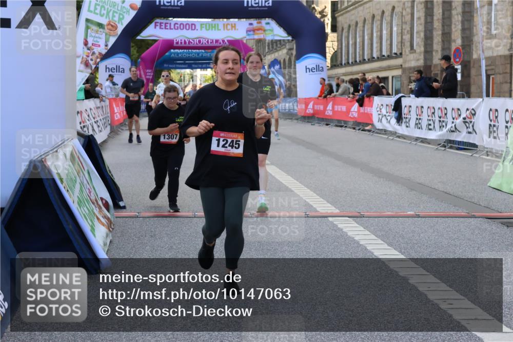06.09.2026 - CURREX Alsterlauf Strokosch-Dieckow http://msf.ph/oto/10147063 06.09.2026 11:55:06 Ziel 1013, 1147, 1170, 1177, 1196, 1245, 1278, 1307, 1341 meine-sportfotos.de