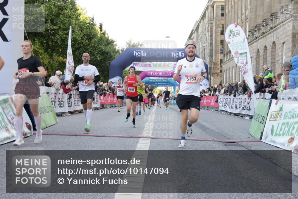 06.09.2026 - CURREX Alsterlauf Yannick Fuchs http://msf.ph/oto/10147094 06.09.2026 09:48:21 Ziel 2104, 2189, 2275, 2746, 3045, 3860, 3878, 4254, 4583, 5153, 5311, 5868, 6414, 8041 meine-sportfotos.de