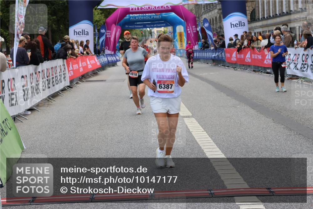 06.09.2026 - CURREX Alsterlauf Strokosch-Dieckow http://msf.ph/oto/10147177 06.09.2026 10:23:12 Ziel 2987, 4093, 4094, 4918, 6225, 6387 meine-sportfotos.de