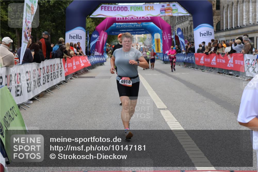 06.09.2026 - CURREX Alsterlauf Strokosch-Dieckow http://msf.ph/oto/10147181 06.09.2026 10:23:14 Ziel 2945, 2987, 4093, 4094, 4918, 5980, 6387 meine-sportfotos.de