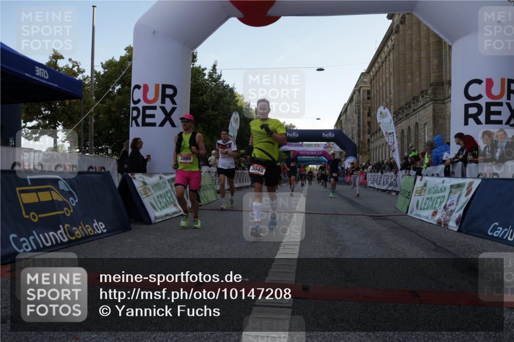 06.09.2026 - CURREX Alsterlauf Yannick Fuchs http://msf.ph/oto/10147208 06.09.2026 09:48:26 Ziel 2189, 2746, 2796, 3045, 3860, 3977, 4254, 4690, 4774, 5153, 5311, 5868, 6040 meine-sportfotos.de