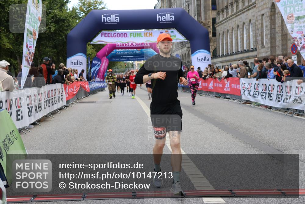 06.09.2026 - CURREX Alsterlauf Strokosch-Dieckow http://msf.ph/oto/10147213 06.09.2026 10:23:18 Ziel 2945, 3305, 4093, 4094, 4918, 5980, 6387 meine-sportfotos.de