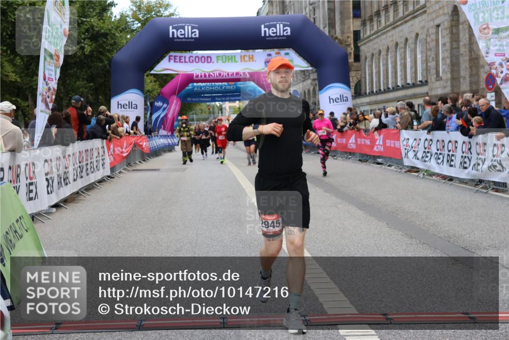 06.09.2026 - CURREX Alsterlauf Strokosch-Dieckow http://msf.ph/oto/10147216 06.09.2026 10:23:18 Ziel 2945, 3305, 4093, 4094, 4918, 5980, 6387 meine-sportfotos.de