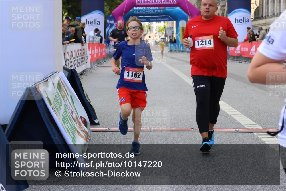 06.09.2026 - CURREX Alsterlauf Strokosch-Dieckow http://msf.ph/oto/10147220 06.09.2026 11:56:14 Ziel 1131, 1162, 1214, 8285, 8312 meine-sportfotos.de