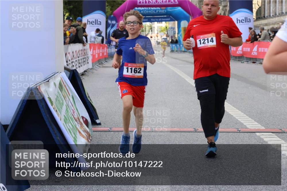 06.09.2026 - CURREX Alsterlauf Strokosch-Dieckow http://msf.ph/oto/10147222 06.09.2026 11:56:14 Ziel 1131, 1162, 1214, 8285, 8312 meine-sportfotos.de