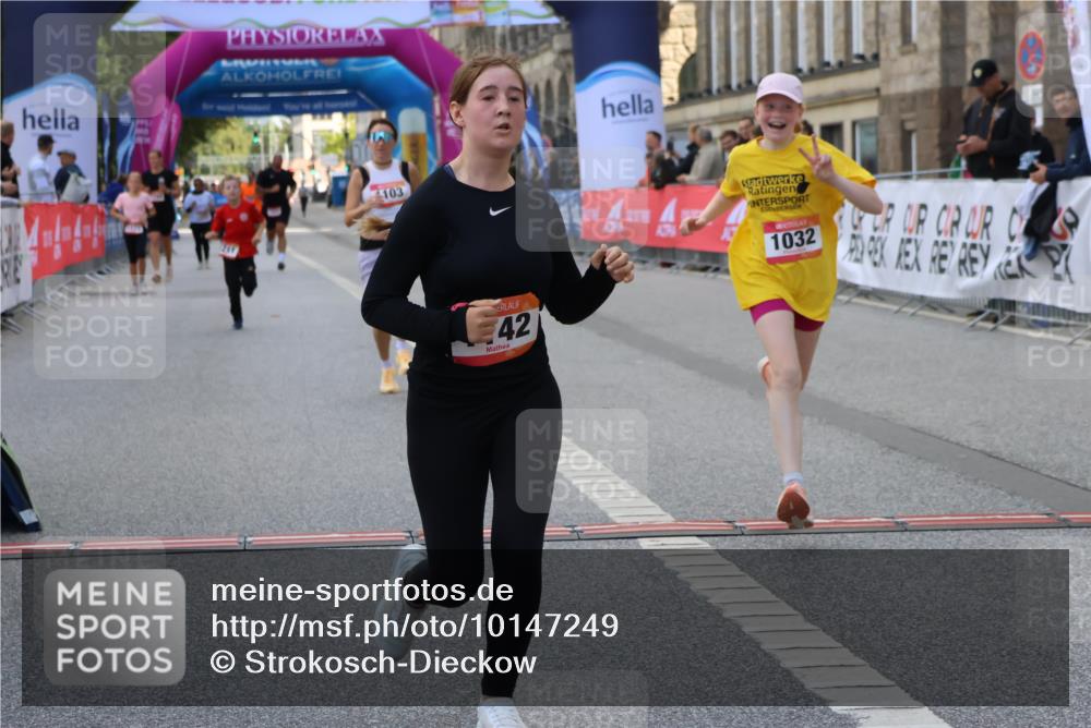 06.09.2026 - CURREX Alsterlauf Strokosch-Dieckow http://msf.ph/oto/10147249 06.09.2026 11:56:24 Ziel 1032, 1103, 1142, 1211, 8267 meine-sportfotos.de