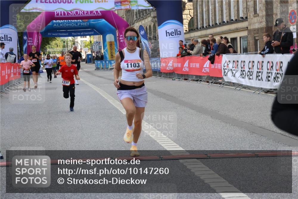 06.09.2026 - CURREX Alsterlauf Strokosch-Dieckow http://msf.ph/oto/10147260 06.09.2026 11:56:26 Ziel 1032, 1103, 1142, 1211, 8267 meine-sportfotos.de