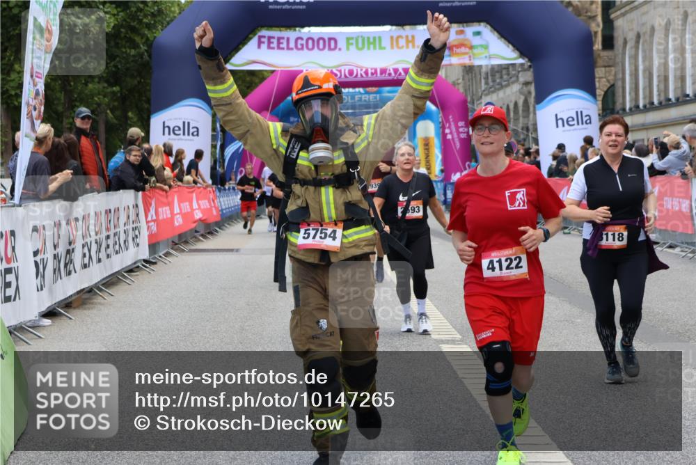 06.09.2026 - CURREX Alsterlauf Strokosch-Dieckow http://msf.ph/oto/10147265 06.09.2026 10:23:31 Ziel 2591, 2592, 2593, 2939, 3118, 4122, 4303, 5479, 5754 meine-sportfotos.de