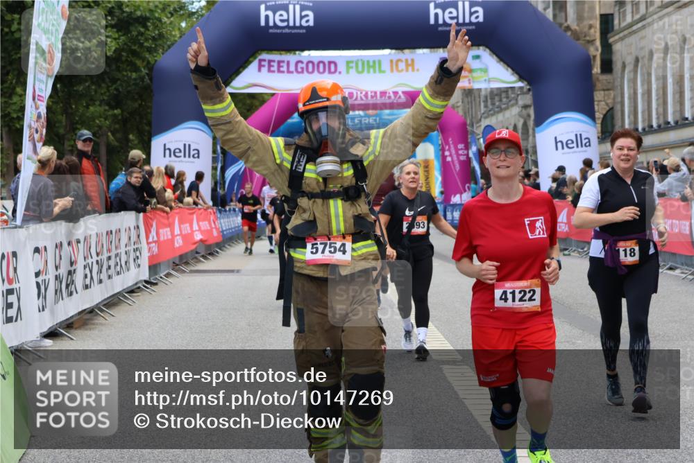 06.09.2026 - CURREX Alsterlauf Strokosch-Dieckow http://msf.ph/oto/10147269 06.09.2026 10:23:31 Ziel 2591, 2592, 2593, 2939, 3118, 4122, 4303, 5479, 5754 meine-sportfotos.de