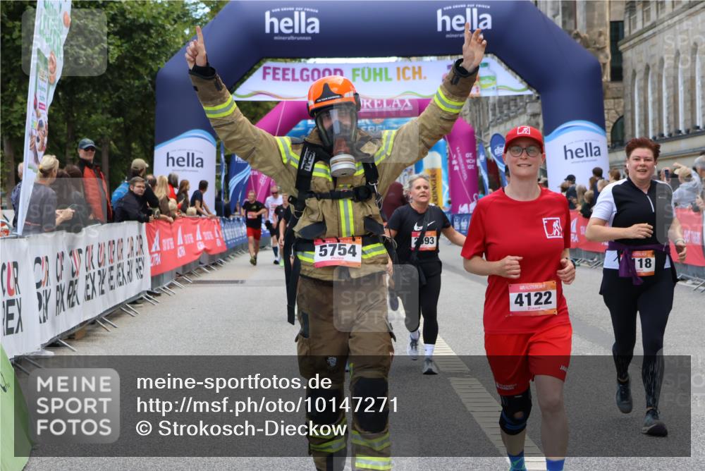 06.09.2026 - CURREX Alsterlauf Strokosch-Dieckow http://msf.ph/oto/10147271 06.09.2026 10:23:31 Ziel 2591, 2592, 2593, 2939, 3118, 4122, 4303, 5479, 5754 meine-sportfotos.de