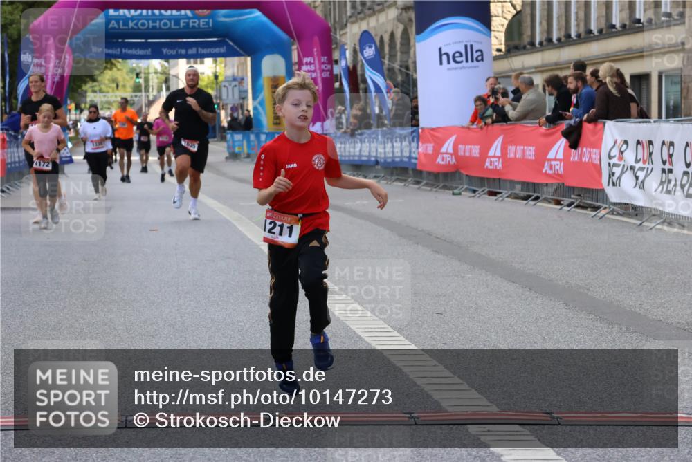 06.09.2026 - CURREX Alsterlauf Strokosch-Dieckow http://msf.ph/oto/10147273 06.09.2026 11:56:28 Ziel 1032, 1035, 1103, 1142, 1211, 8267 meine-sportfotos.de
