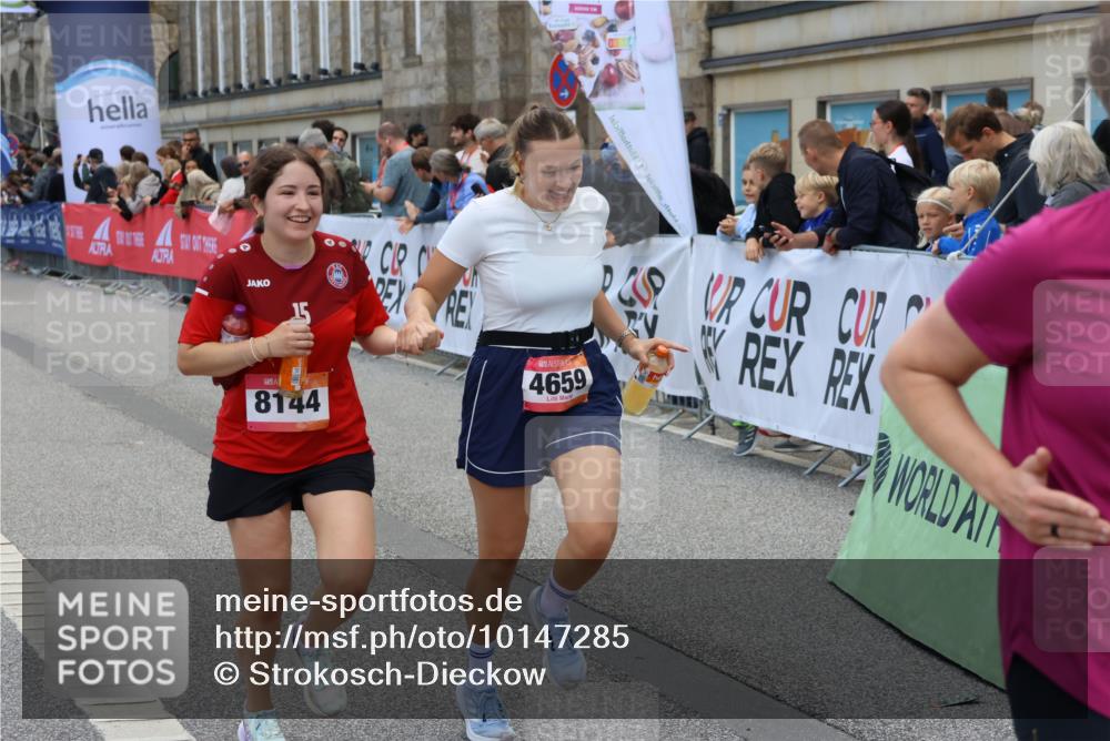 06.09.2026 - CURREX Alsterlauf Strokosch-Dieckow http://msf.ph/oto/10147285 06.09.2026 10:23:41 Ziel 2591, 2592, 2593, 2939, 3424, 3578, 3582, 4303, 4659, 6090, 8144 meine-sportfotos.de