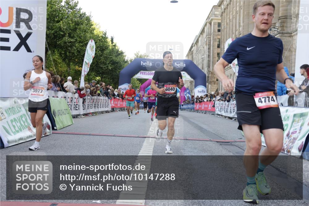 06.09.2026 - CURREX Alsterlauf Yannick Fuchs http://msf.ph/oto/10147288 06.09.2026 09:48:29 Ziel 2189, 2796, 3045, 3798, 3847, 3860, 3977, 4471, 4690, 4774, 4898, 5311, 5868, 6040, 8217 meine-sportfotos.de