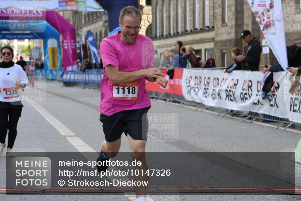 06.09.2026 - CURREX Alsterlauf Strokosch-Dieckow http://msf.ph/oto/10147326 06.09.2026 11:56:39 Ziel 1035, 1118, 1144, 1172, 1335 meine-sportfotos.de