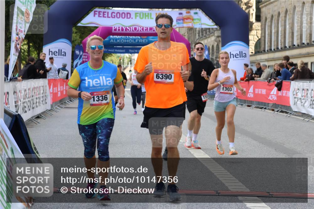 06.09.2026 - CURREX Alsterlauf Strokosch-Dieckow http://msf.ph/oto/10147356 06.09.2026 11:56:48 Ziel 1056, 1102, 1300, 1303, 1335, 1336, 6390 meine-sportfotos.de