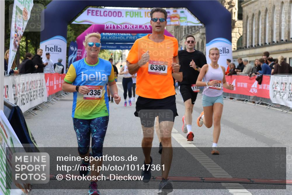 06.09.2026 - CURREX Alsterlauf Strokosch-Dieckow http://msf.ph/oto/10147361 06.09.2026 11:56:48 Ziel 1056, 1102, 1300, 1303, 1335, 1336, 6390 meine-sportfotos.de