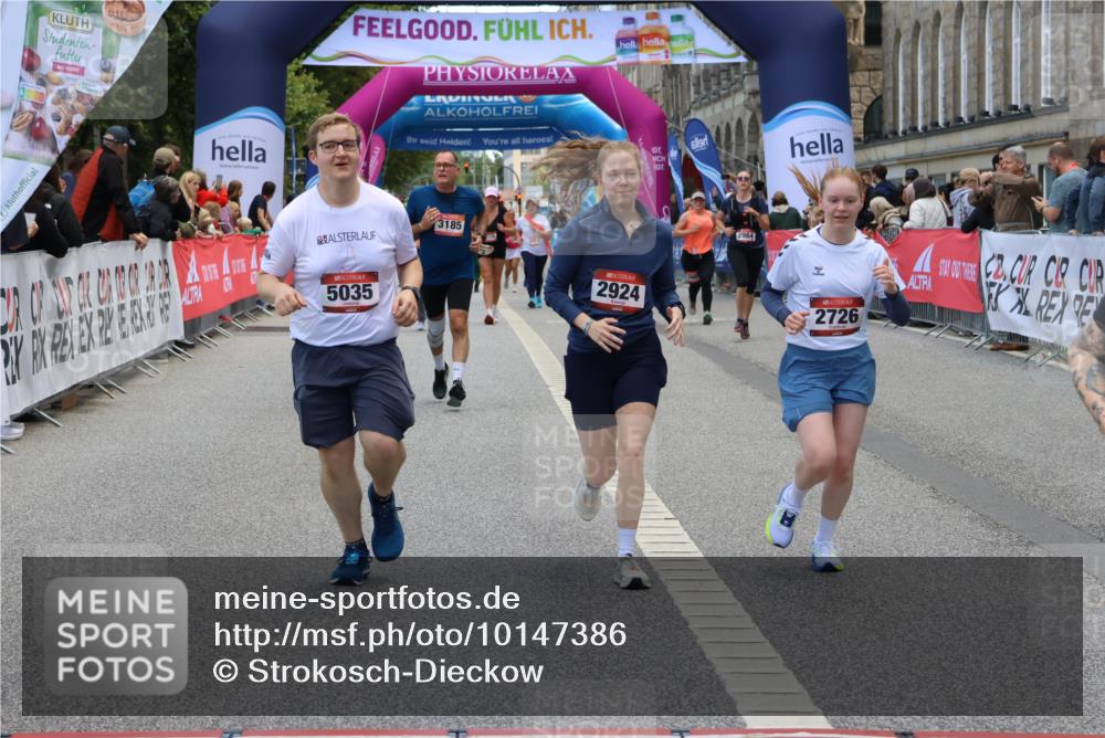 06.09.2026 - CURREX Alsterlauf Strokosch-Dieckow http://msf.ph/oto/10147386 06.09.2026 10:24:09 Ziel 2276, 2726, 2924, 3183, 3185, 4271, 5035, 6167 meine-sportfotos.de