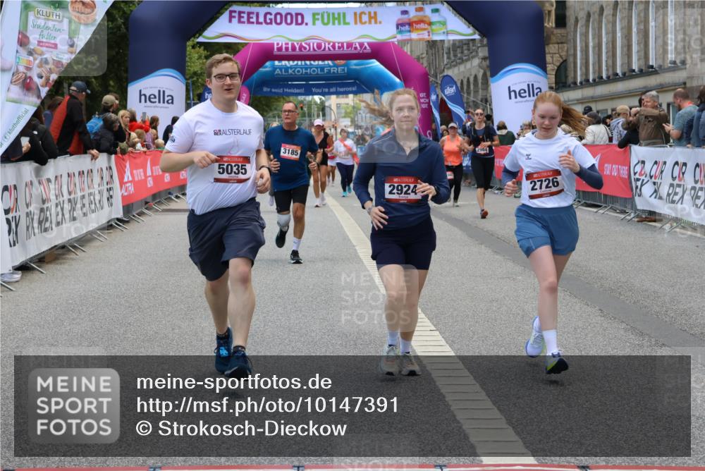 06.09.2026 - CURREX Alsterlauf Strokosch-Dieckow http://msf.ph/oto/10147391 06.09.2026 10:24:09 Ziel 2276, 2726, 2924, 3183, 3185, 4271, 5035, 6167 meine-sportfotos.de