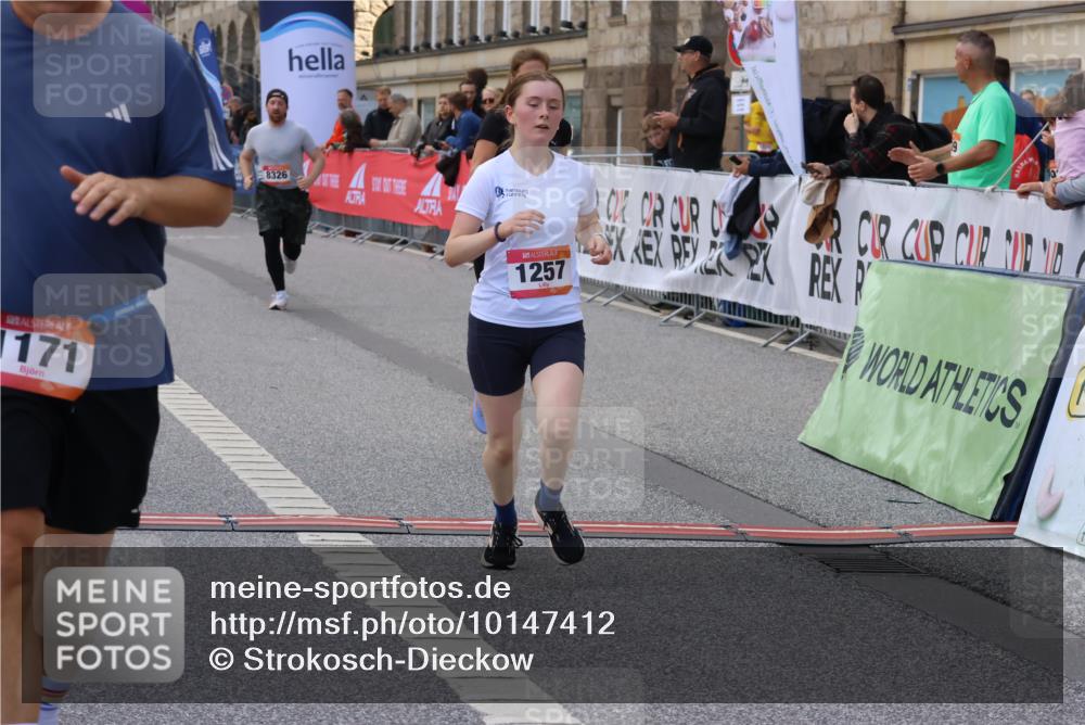 06.09.2026 - CURREX Alsterlauf Strokosch-Dieckow http://msf.ph/oto/10147412 06.09.2026 11:56:58 Ziel 1055, 1148, 1171, 1248, 1257, 1282, 1292, 8098, 8325, 8326 meine-sportfotos.de