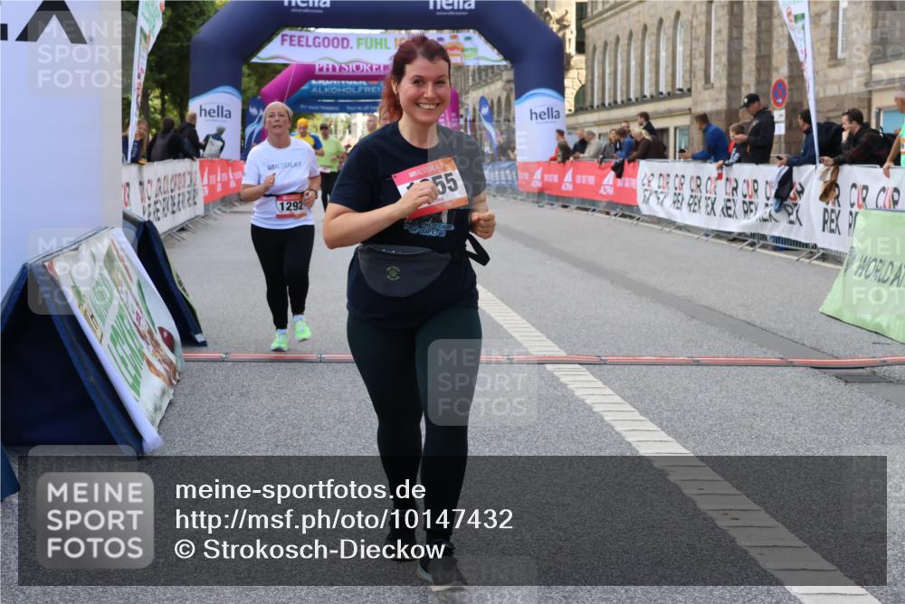 06.09.2026 - CURREX Alsterlauf Strokosch-Dieckow http://msf.ph/oto/10147432 06.09.2026 11:57:03 Ziel 1055, 1171, 1248, 1257, 1282, 1292, 8284, 8325, 8326 meine-sportfotos.de