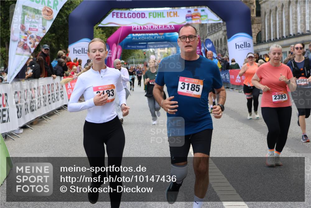 06.09.2026 - CURREX Alsterlauf Strokosch-Dieckow http://msf.ph/oto/10147436 06.09.2026 10:24:14 Ziel 2393, 2726, 2924, 3183, 3185, 3965, 4271, 4513, 4514, 5035, 5732, 6422 meine-sportfotos.de