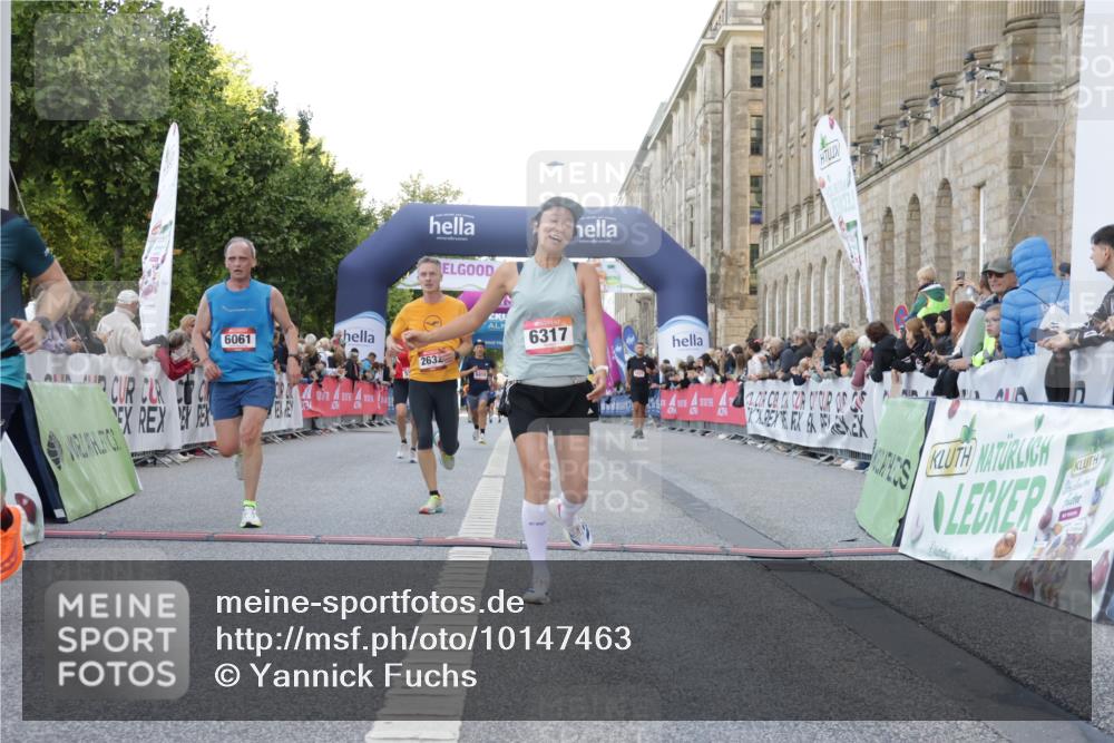 06.09.2026 - CURREX Alsterlauf Yannick Fuchs http://msf.ph/oto/10147463 06.09.2026 09:48:47 Ziel 2081, 2088, 2480, 2632, 3008, 4359, 5204, 5245, 5280, 5410, 5450, 6061, 6317 meine-sportfotos.de