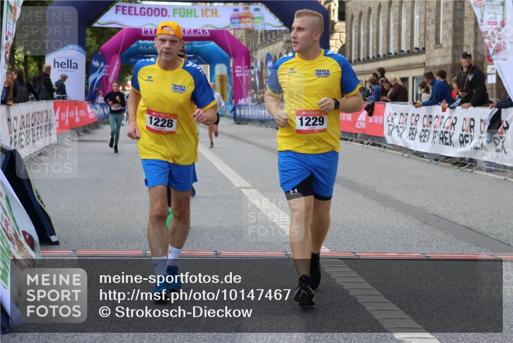 06.09.2026 - CURREX Alsterlauf Strokosch-Dieckow http://msf.ph/oto/10147467 06.09.2026 11:57:11 Ziel 1067, 1228, 1229, 1345, 8284 meine-sportfotos.de
