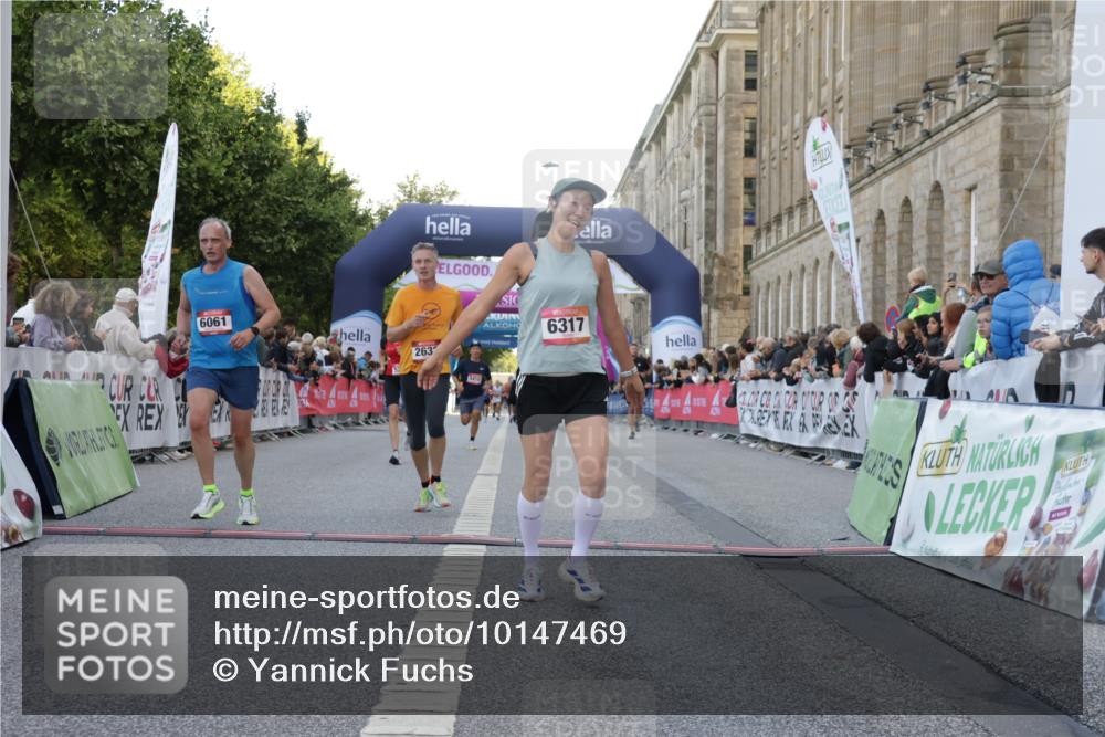 06.09.2026 - CURREX Alsterlauf Yannick Fuchs http://msf.ph/oto/10147469 06.09.2026 09:48:48 Ziel 2081, 2088, 2480, 2632, 3008, 5204, 5280, 5410, 6061, 6317 meine-sportfotos.de
