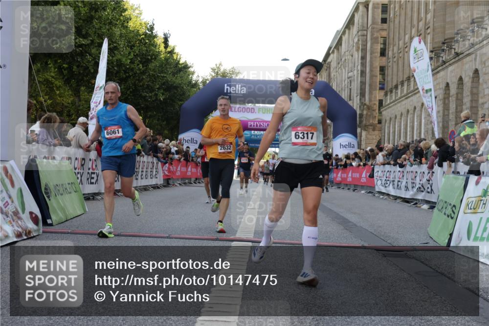06.09.2026 - CURREX Alsterlauf Yannick Fuchs http://msf.ph/oto/10147475 06.09.2026 09:48:48 Ziel 2081, 2088, 2480, 2632, 3008, 5204, 5280, 5410, 6061, 6317 meine-sportfotos.de